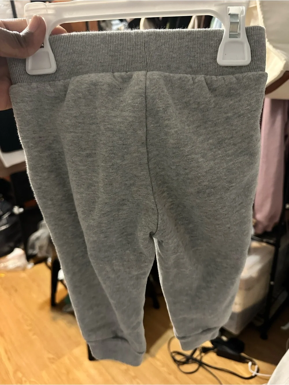 GAP classic gray